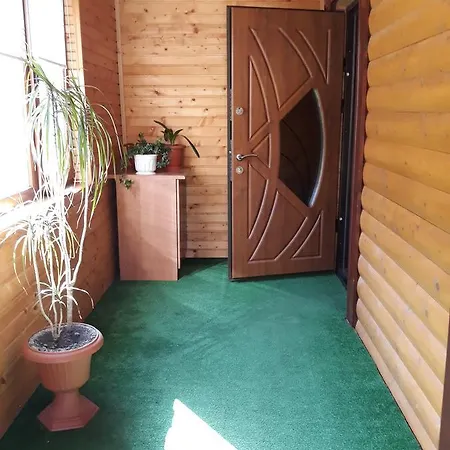 Деревянный коттедж Emiliya *